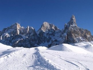 pale_di_san_martino_inverno