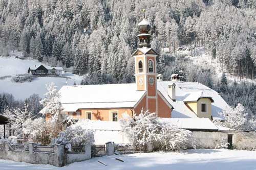Brunico innevata